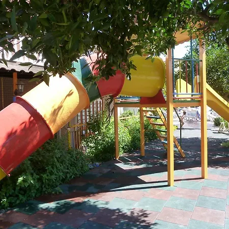 Garden Bergamot Resort